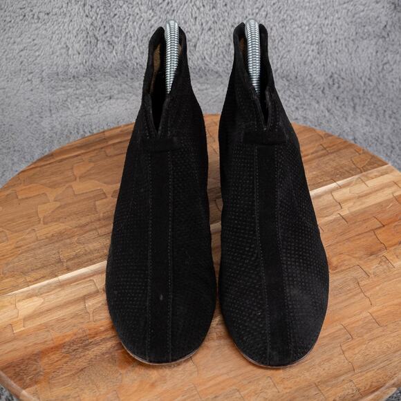 Aquatalia by Marvin K. 'Xcellent' Perforated Suede Bootie Womens Size 7 - Picture 2 of 6